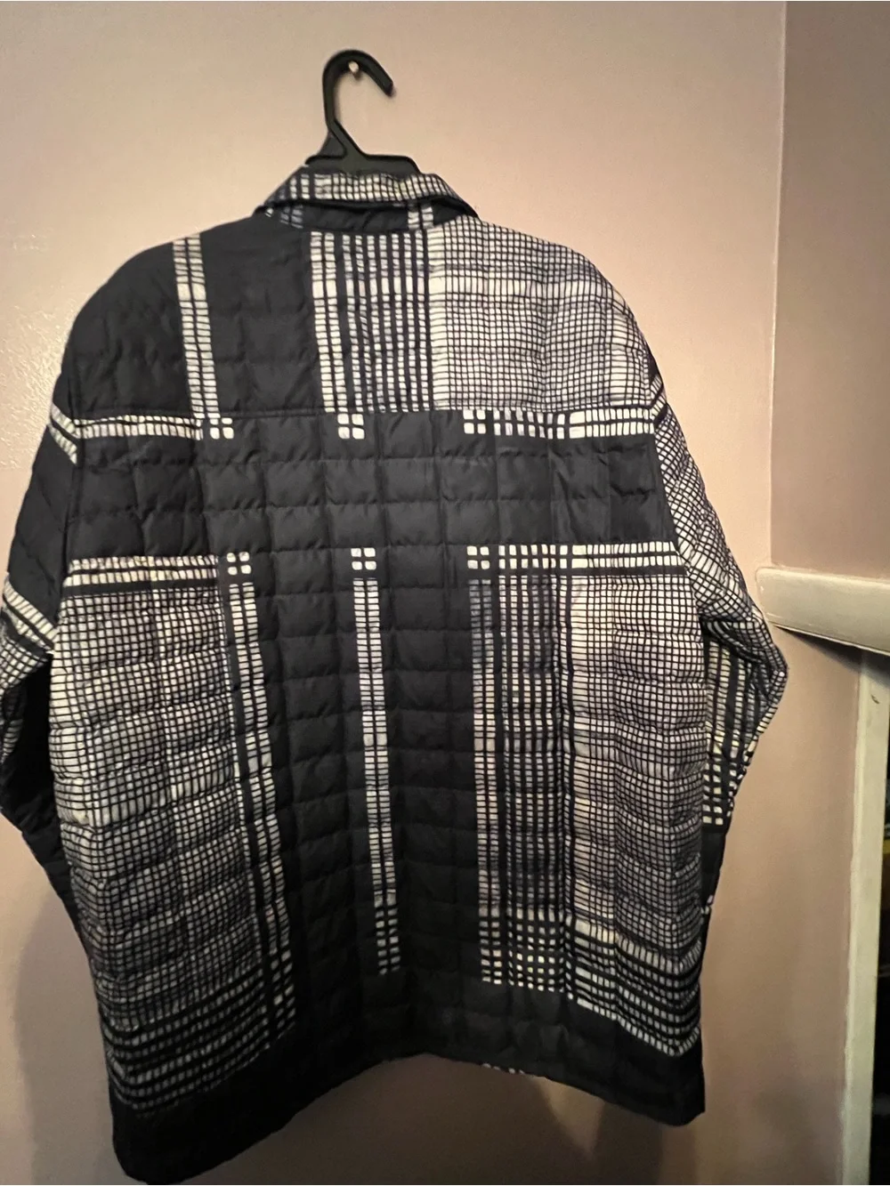 The North Face Men’s Black & White Patterned Quilted Jacket Like New Size L